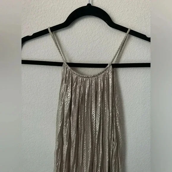 ALEXIS Scoop Neck Long Metallic Gown - S - Picture 4 of 7